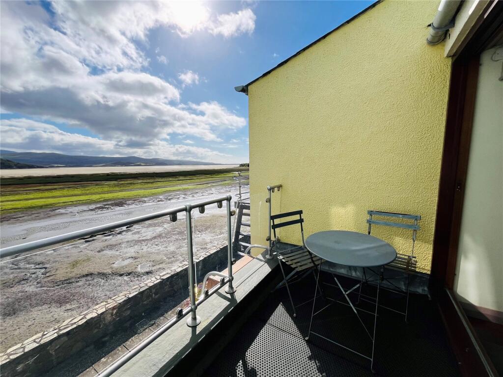 House in Llandudno - View 4