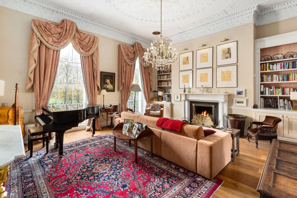 Main image of property: Apartment 3, 47 Mountjoy Square, Dublin 1, D01 C6T4