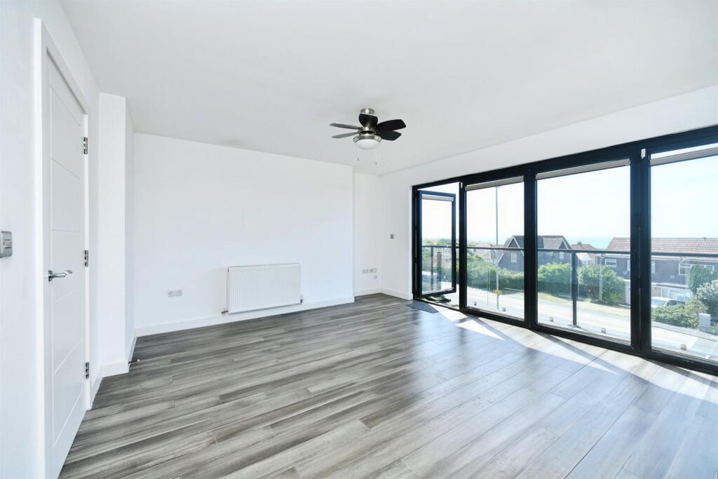 South Coast Road, Peacehaven photo 5