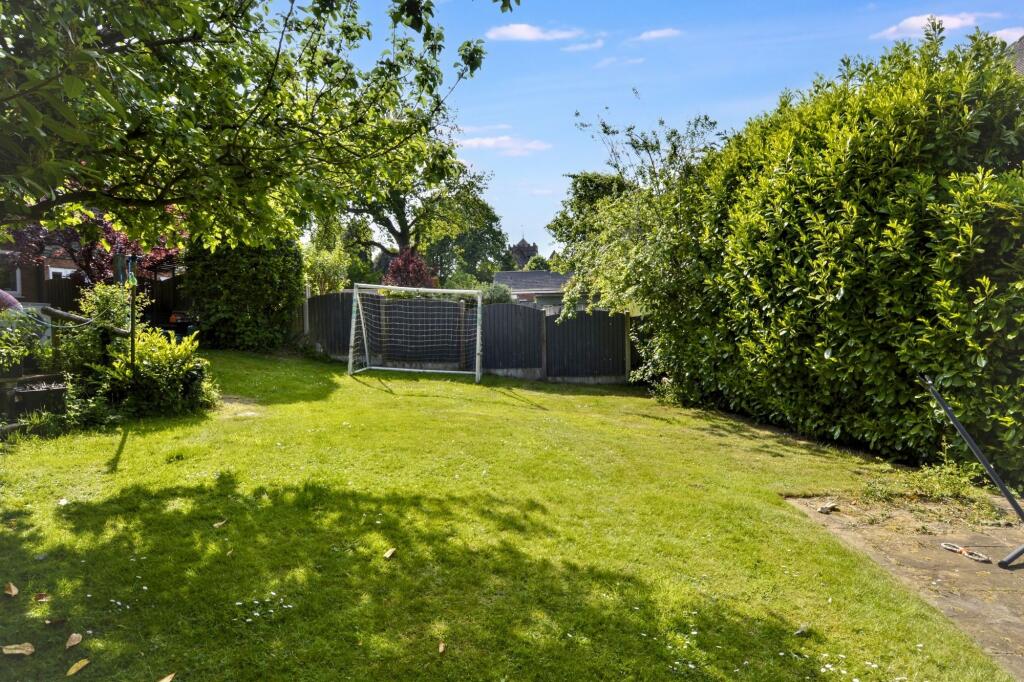 St. Marys Close, Albrighton, WV7 photo 4