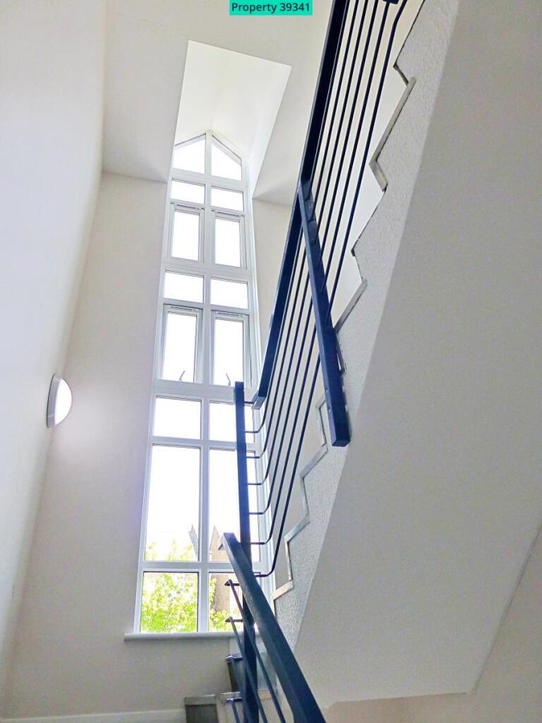 3 bedroom maisonette for rent