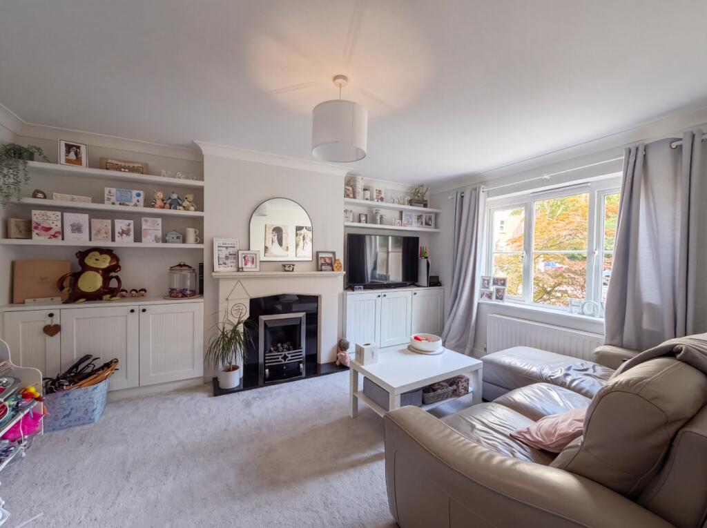 House in Swindon, Redhouse, St. Andrews - View 3