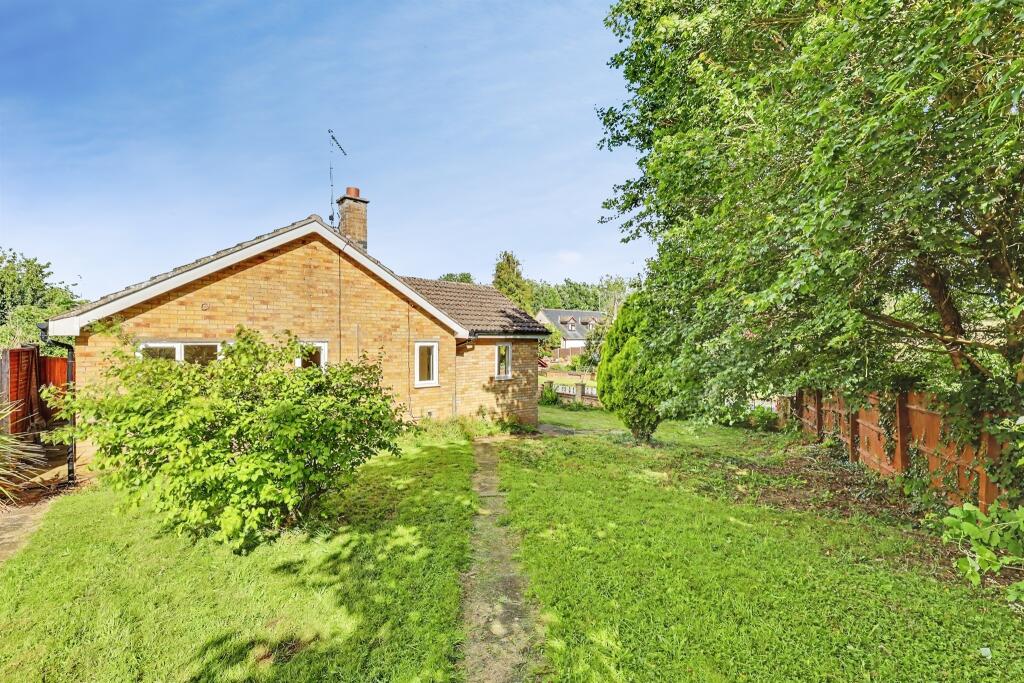 House in Pattishall, West Northamptonshire - View 4