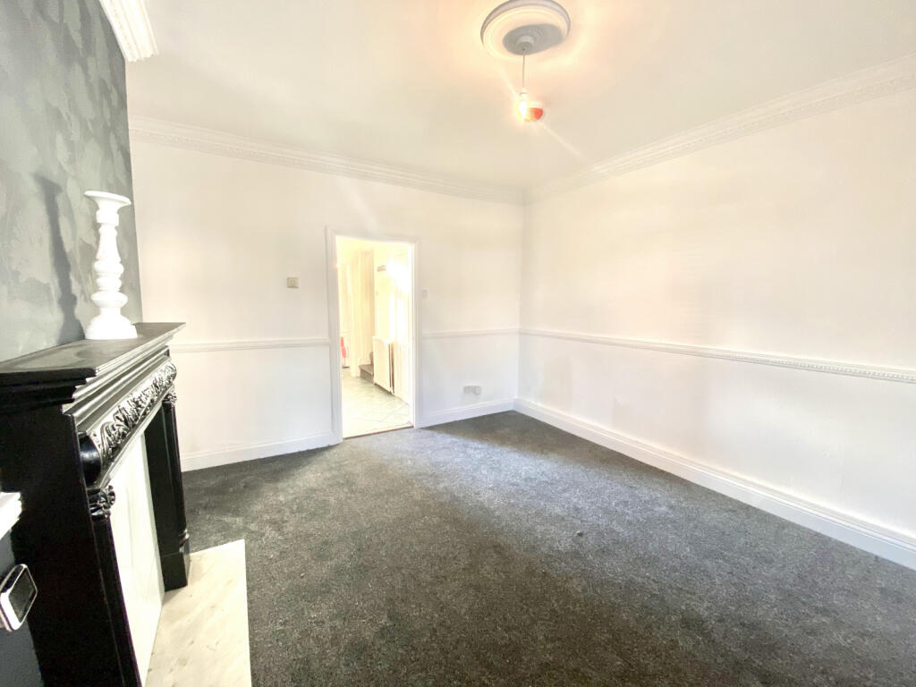 Main image of property: Barnsley, S74