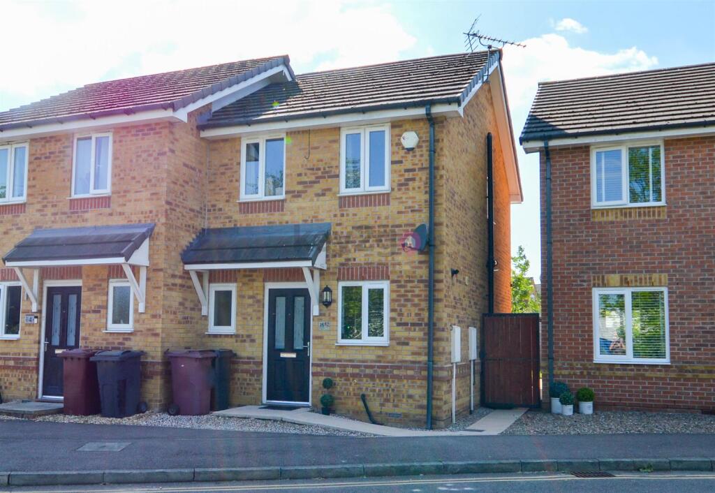 Main image of property: Ravenshorn Way, Renishaw, Sheffield