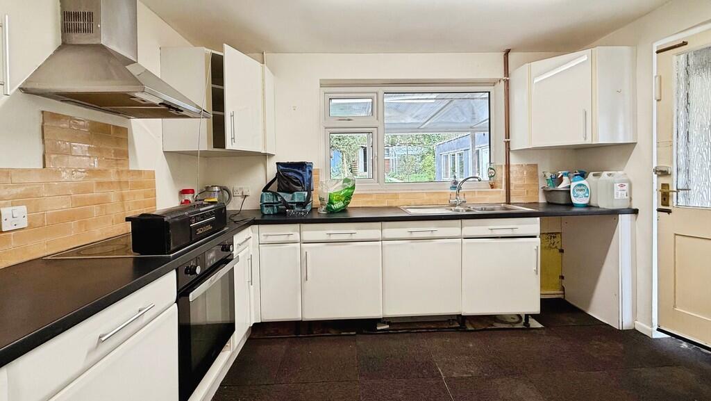 Additional image 5 of St Andrews Road, Warminster