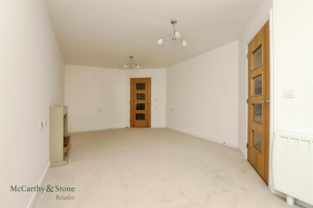 Apartment in Glasgow - View 4