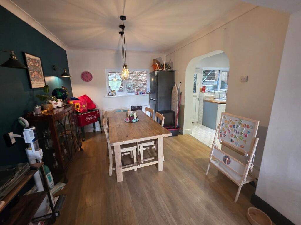 House in Cardiff, Tylorstown - View 3