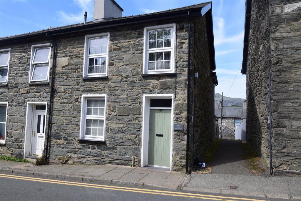 Main image of property: Manod Road, Blaenau Ffestiniog