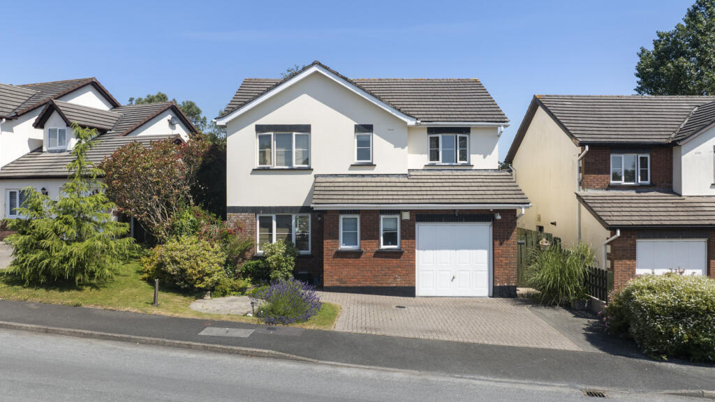 Main image of property: 18 St. Runius Way, Glen Vine, IM4 4FG