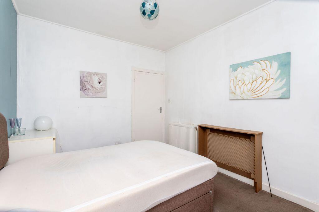Apartment in Edinburgh - More