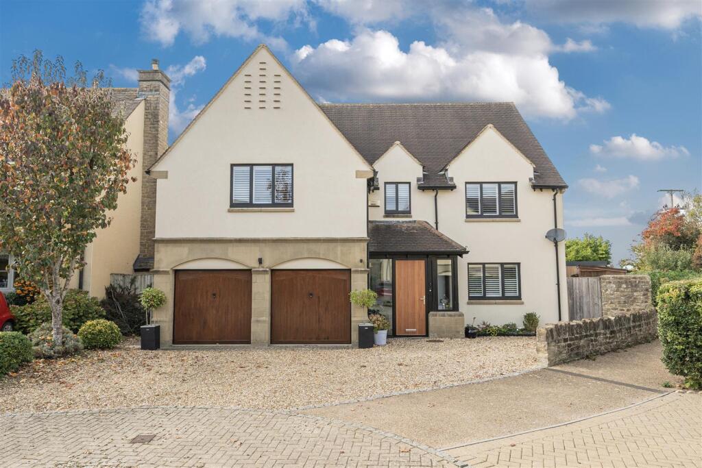 5-bed detached on Rushcroft Close, Lea, Malmesbury, £1,200,000