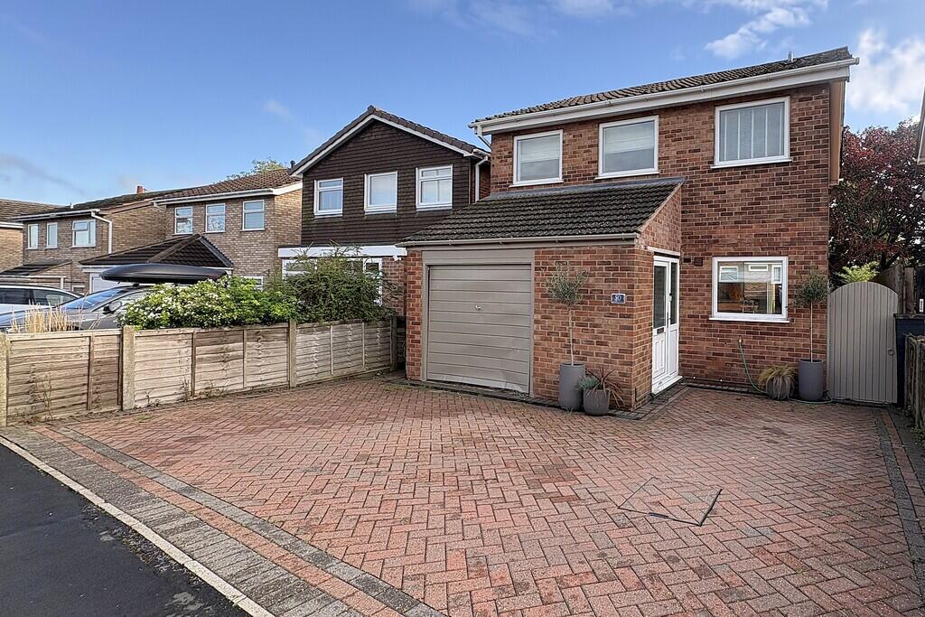 3-bed detached on Redwood Avenue, Melton Mowbray, £309,950