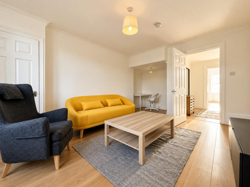 Apartment in Glasgow - View 4