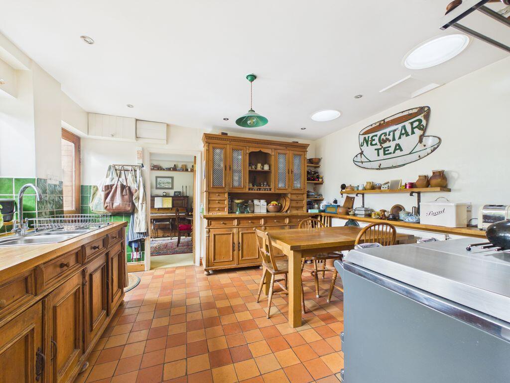 House in Stroud, Stonehouse - View 2