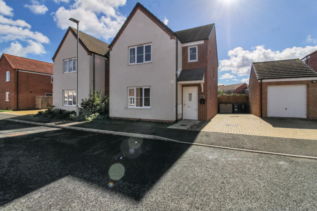 Main image of property: Ellis Drive, Great Yarmouth, NR31 9