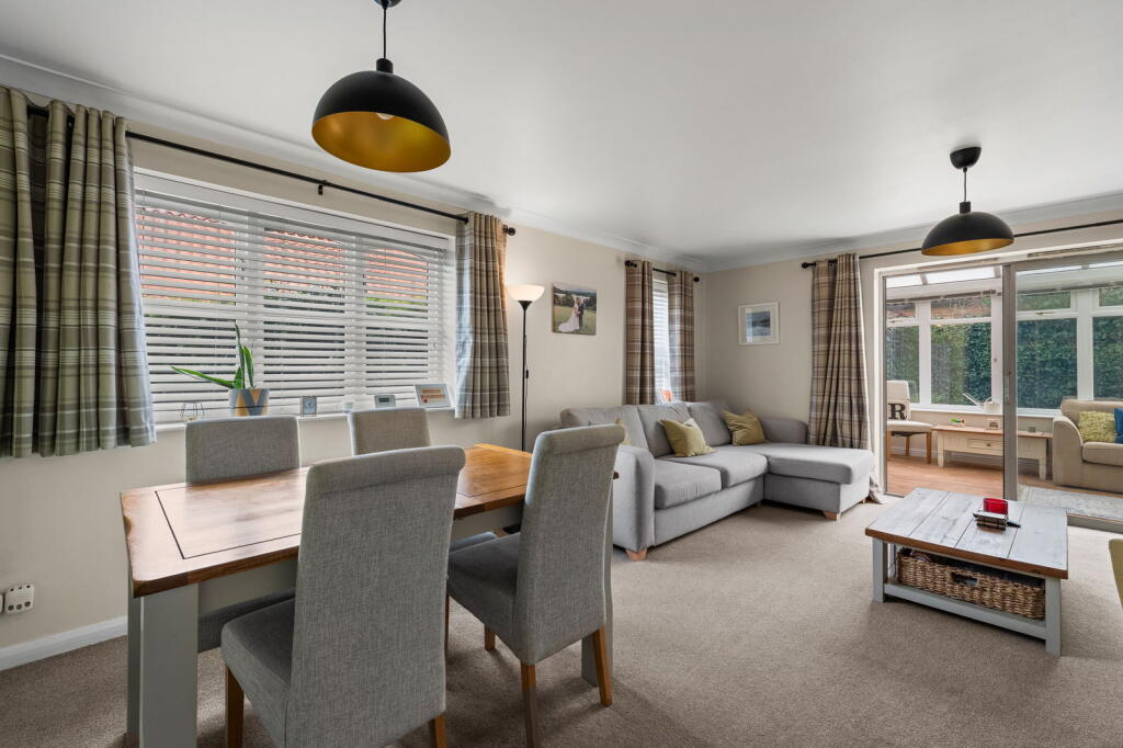 House in South Kesteven, Long Bennington - More