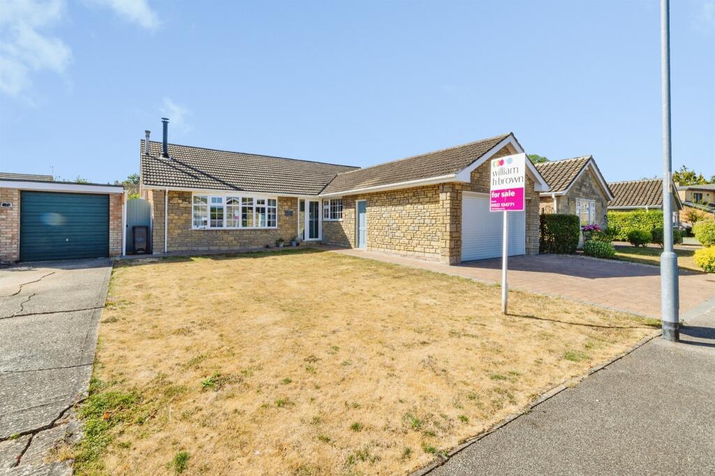 Main image of property: Courtfield Close, Sudbrooke, Lincoln