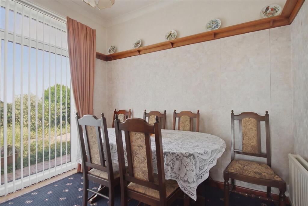 House in Chesterfield, Brimington - More