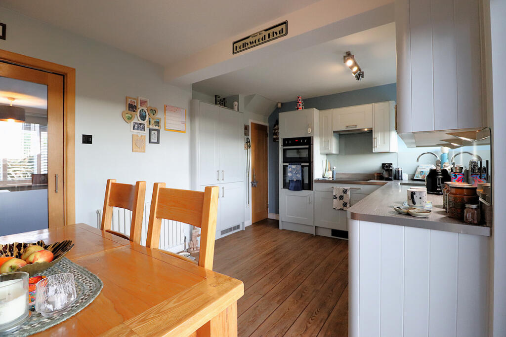 Deacons Way, Monk Bretton Barnsley, S71 photo 4