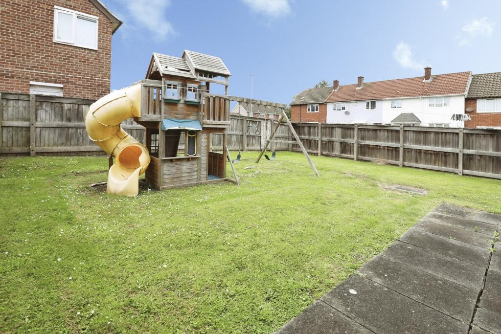 Penmann Crescent, Liverpool, L26 photo 2