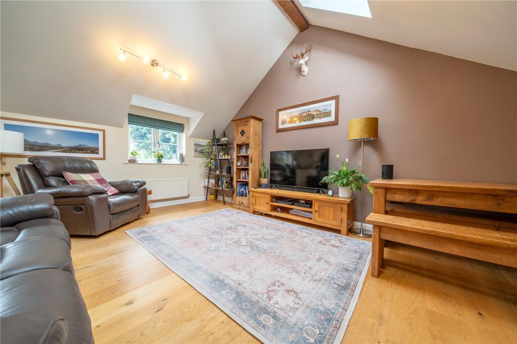 High Kent Close, Kendal, Cumbria, LA9 photo 4