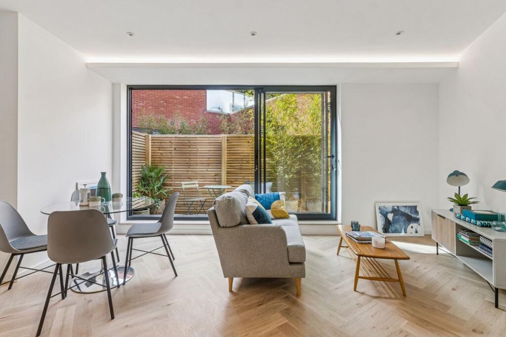 Main image of property: Jeddo Road, Wendell Park, Shepherd's Bush, W12