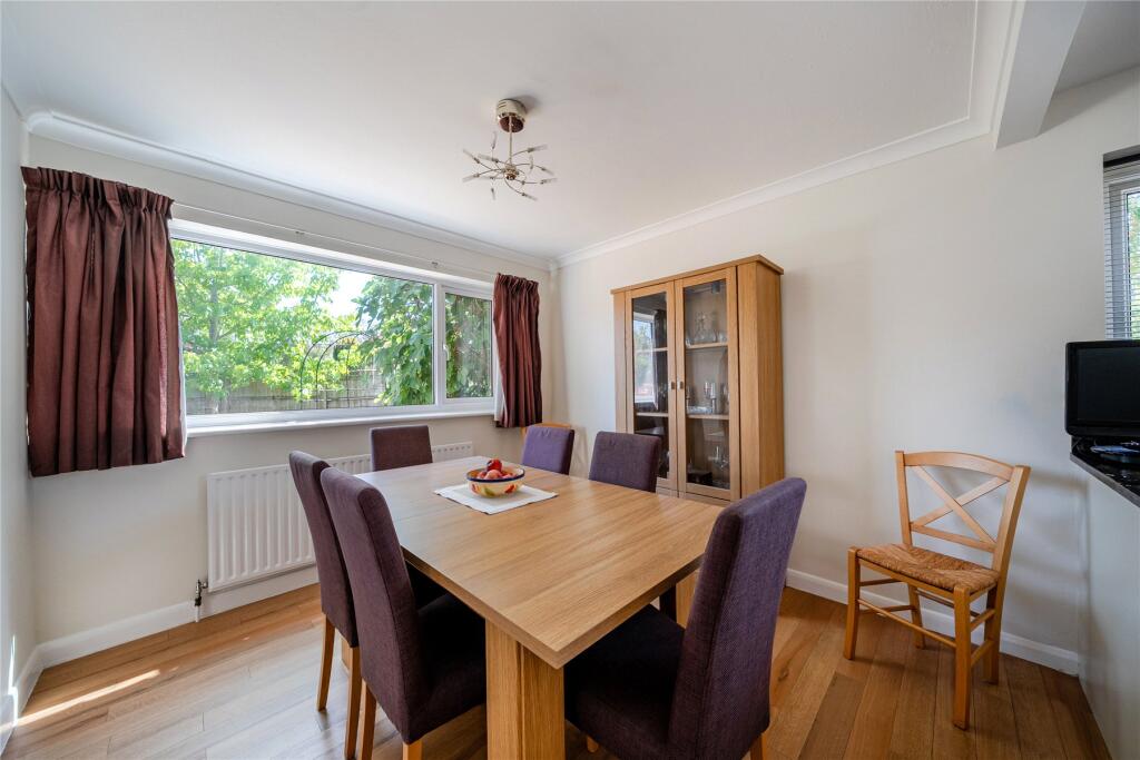 House in Guildford, Send - More