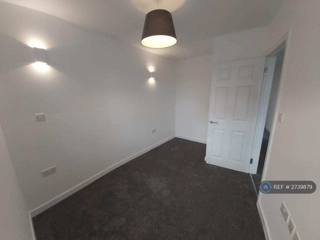 Additional image 9 of Hampton Court, Cradley Heath, B64