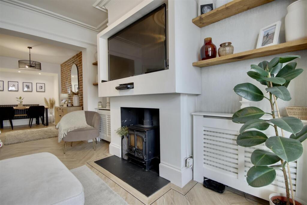 Main image of property: Barnet, London, EN4