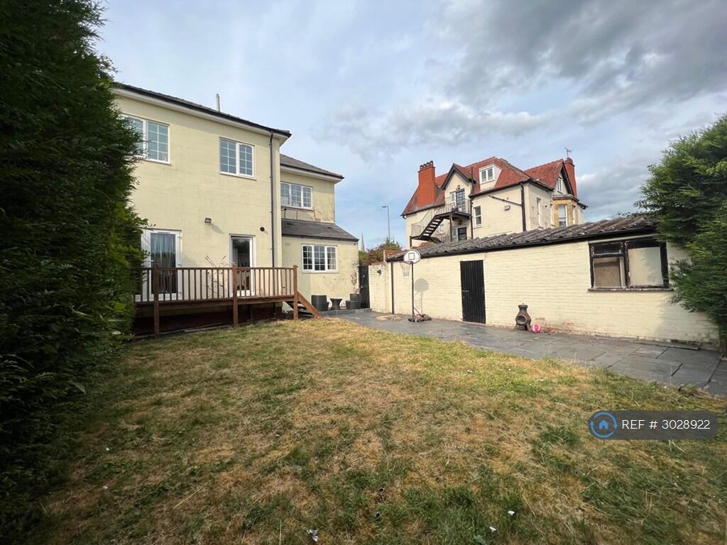 Property photo 11