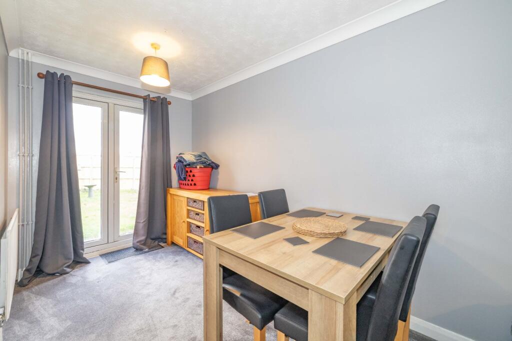 The Spinney, Ashford, Kent, TN23 photo 3