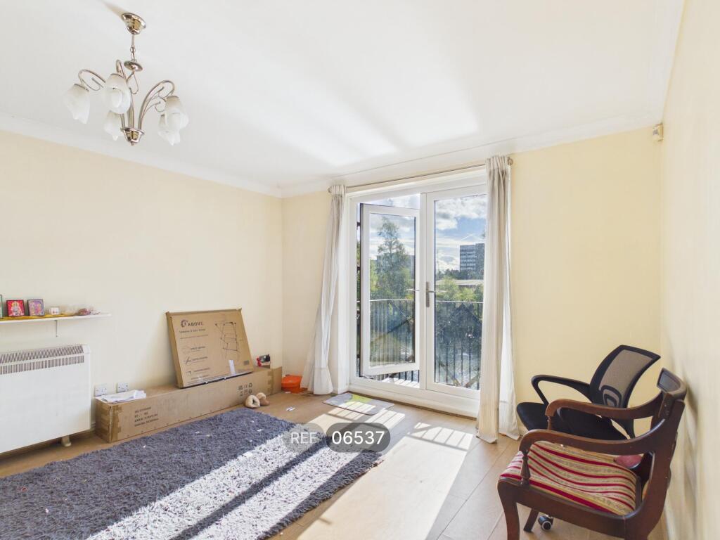 Apartment in Peterborough, City of Peterborough - View 4