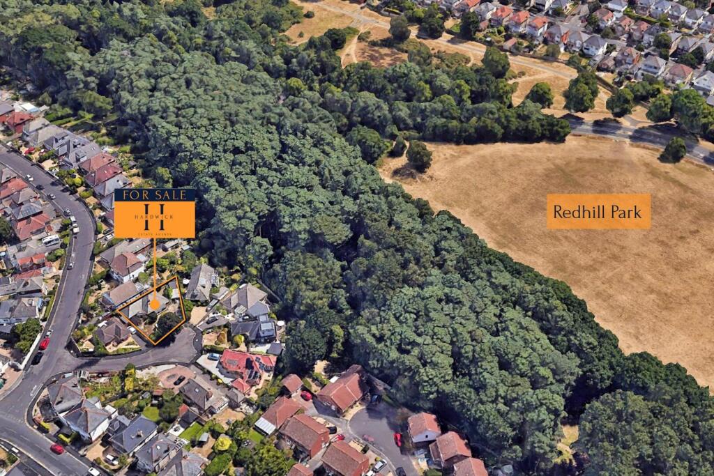 Frensham Close, Bournemouth photo 2