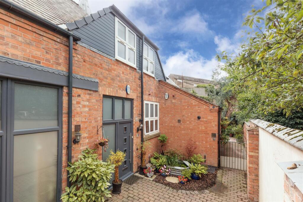 Main image of property: Hugh Lupus Court, Mountsorrel, Loughborough