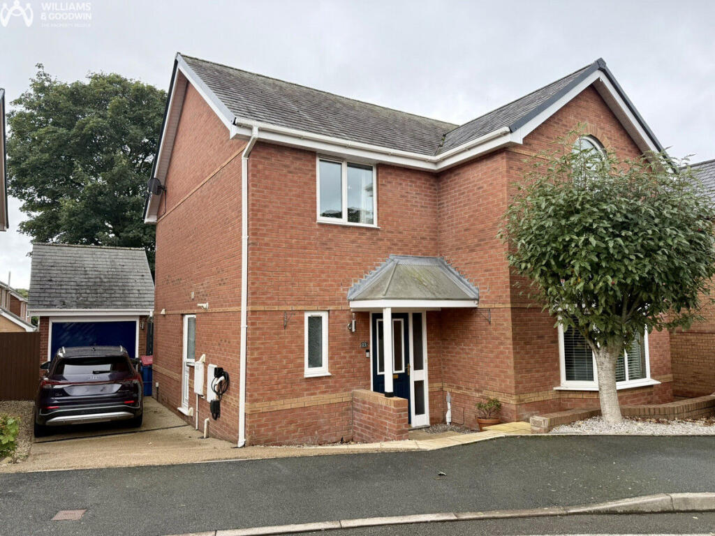 Main image of property: Llys Tregarnedd, Llangefni, Anglesey, LL77