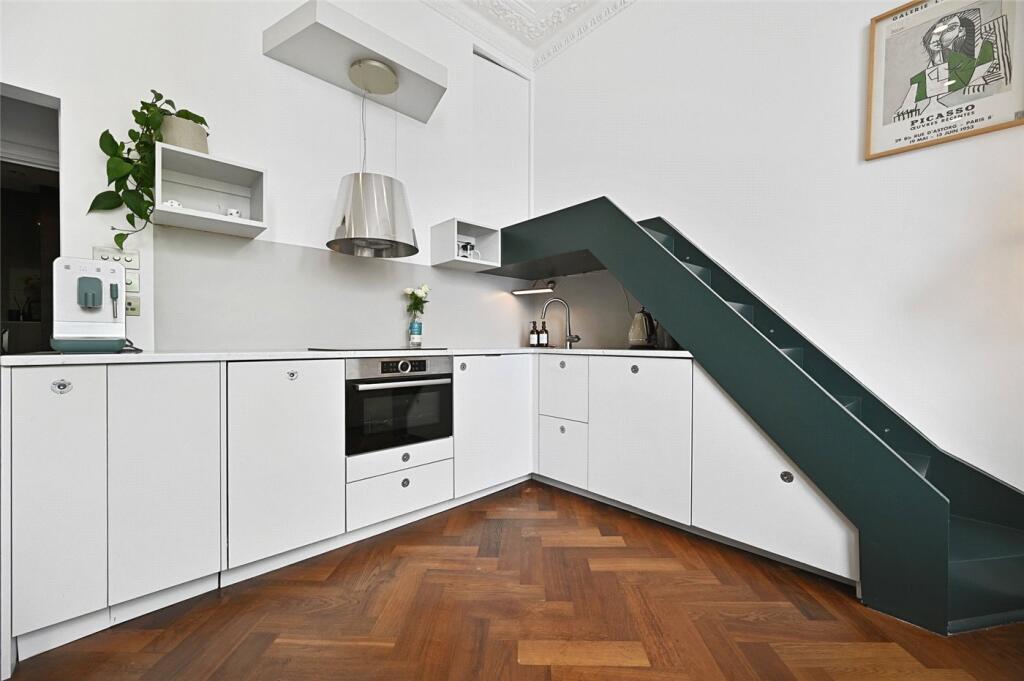 Apartment in London - View 4