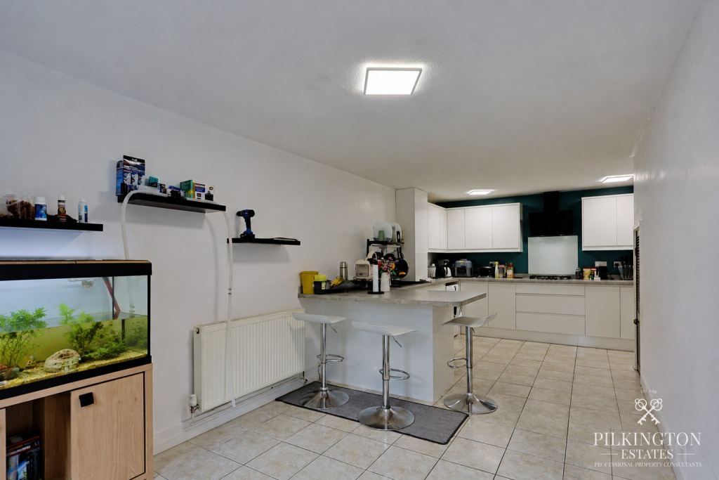 House in Plymouth, Eggbuckland - View 5