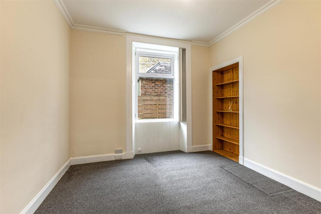 Apartment in Galashiels - More