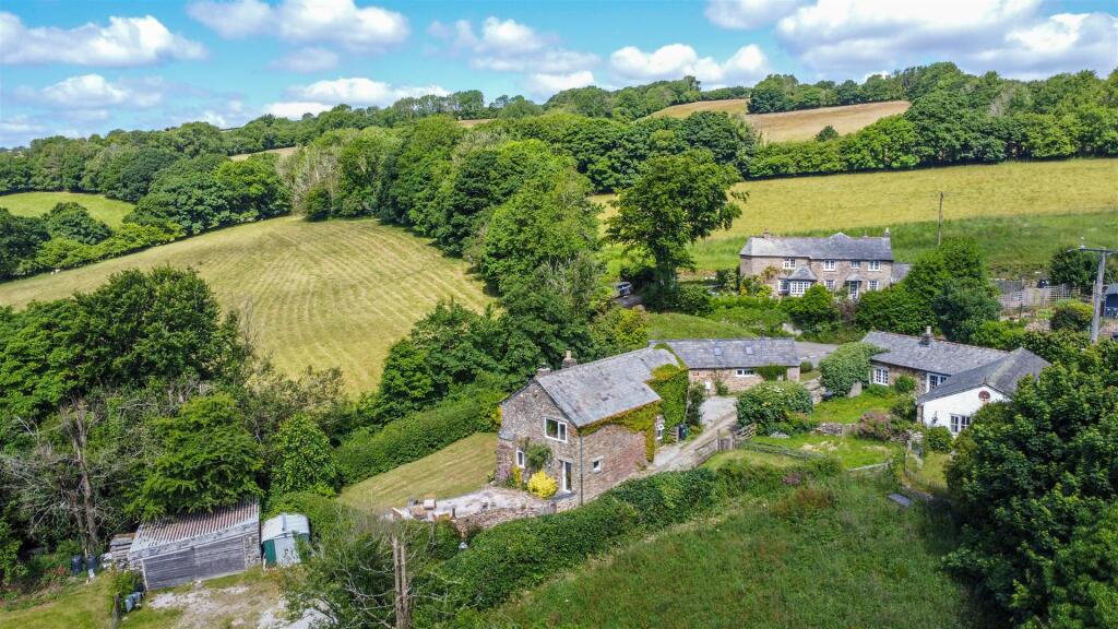 Main image of property: Duloe, Liskeard