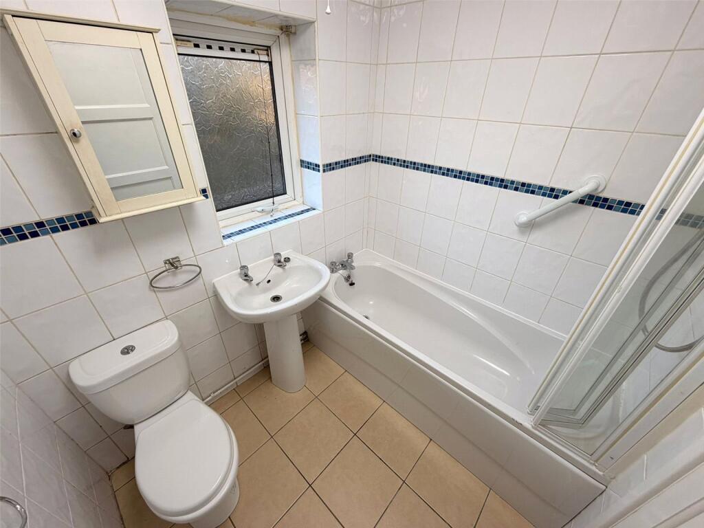 Poplar Avenue, Horwich, Bolton, BL6 photo 4