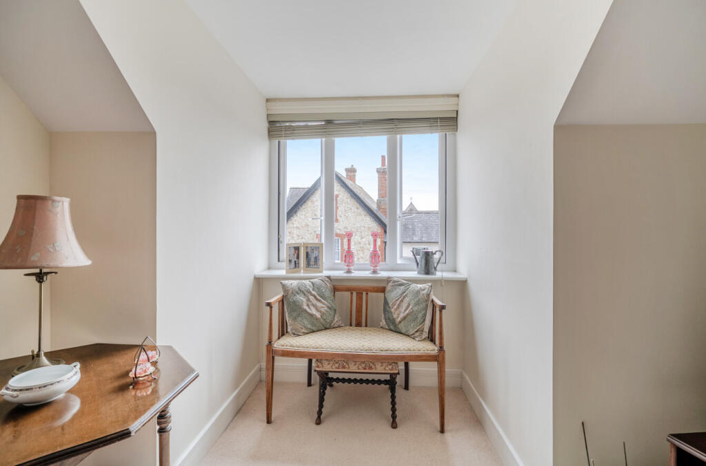 Apartment in East Hampshire, Newtown, Alton - View 5