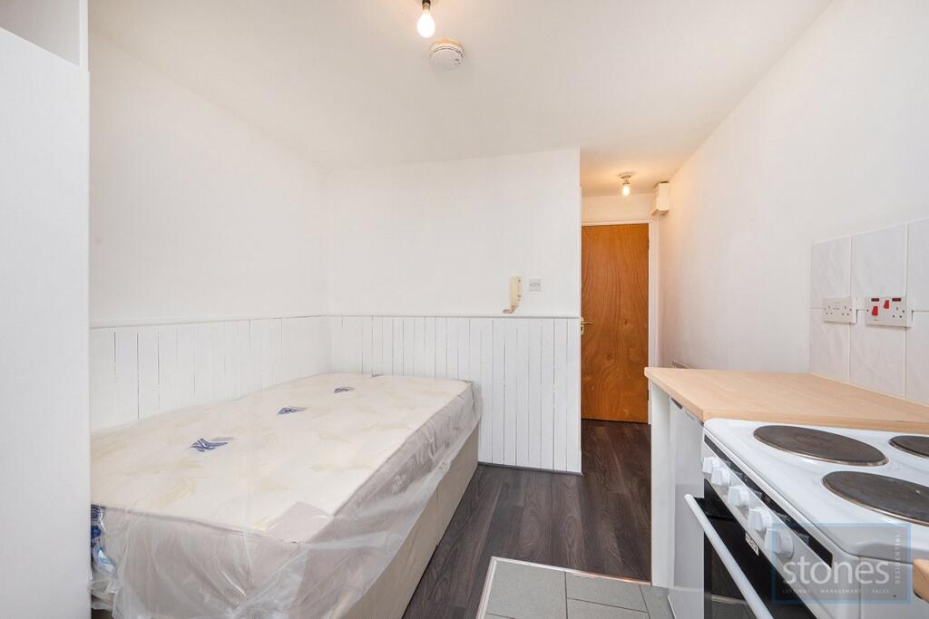 Studio apartment for rent
