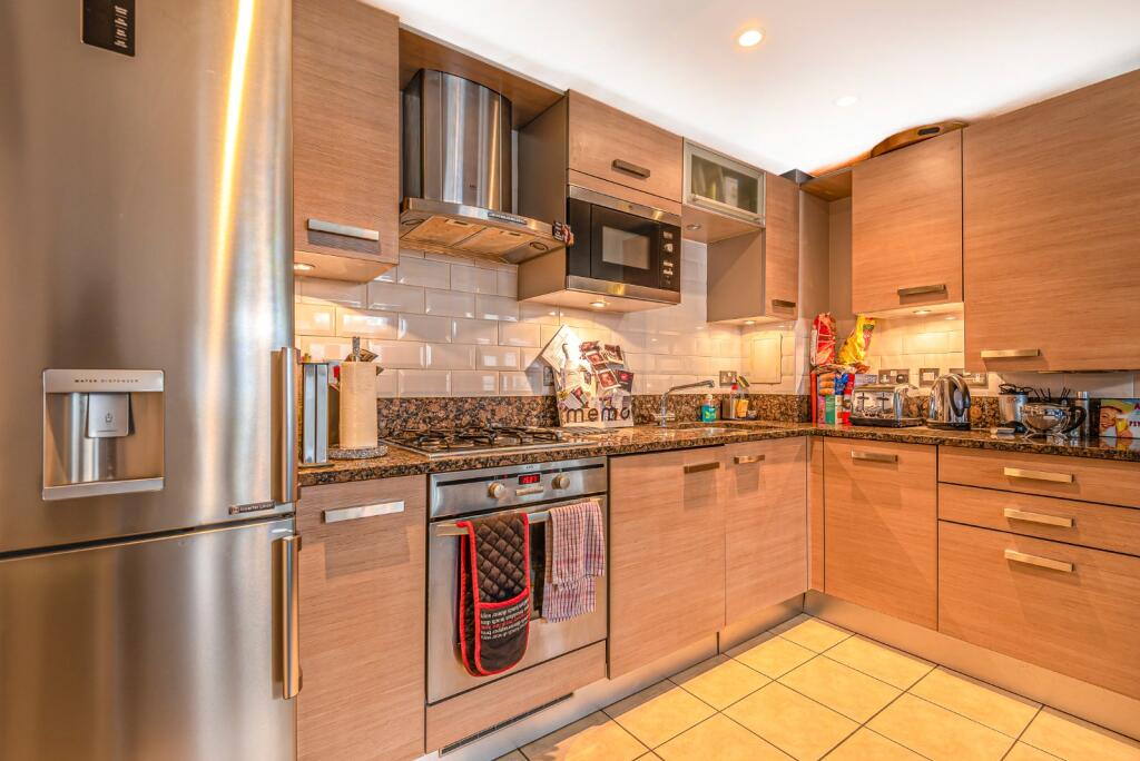 Apartment in London - More
