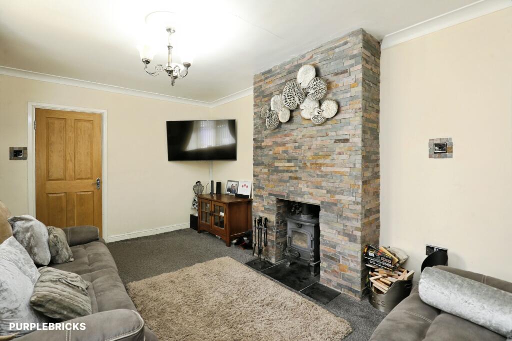 House in Stoke-on-Trent, Longton - View 3