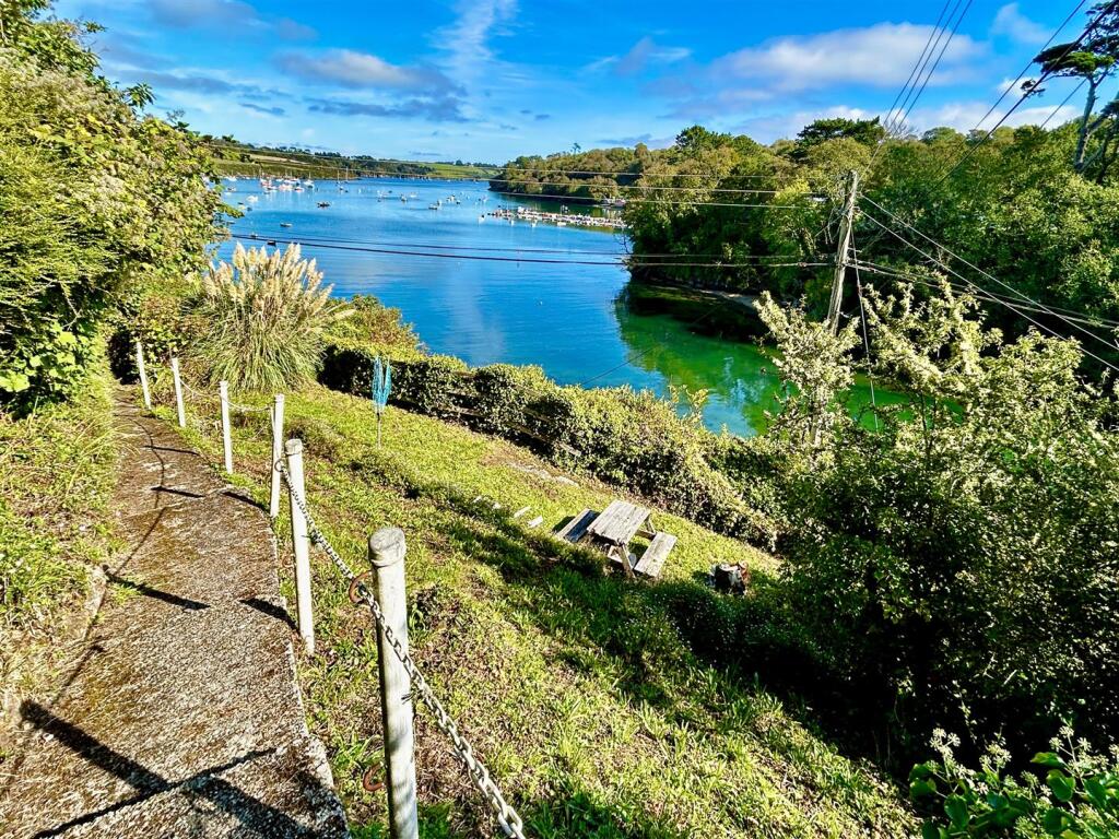 Helford, Helston, Cornwall - More