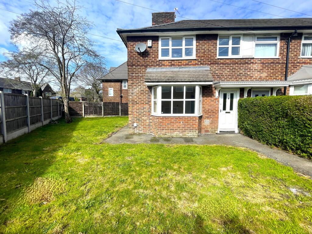 Main image of property: Royalthorn Avenue, Manchester, M22