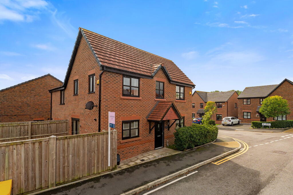Main image of property: Rolag Cresent, Swinton , Manchester, M27 5BJ