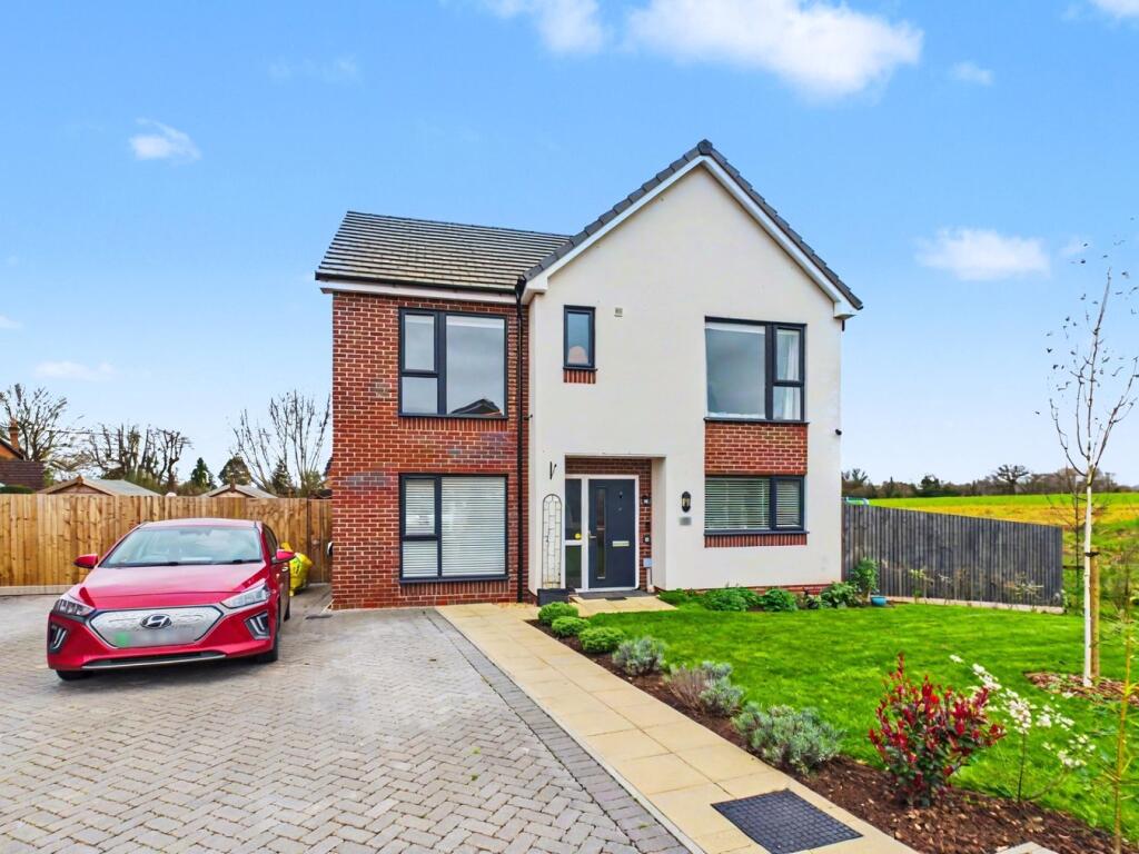 4-bed detached on Horsefield Road, Ross-On-Wye, hr9, £202,500