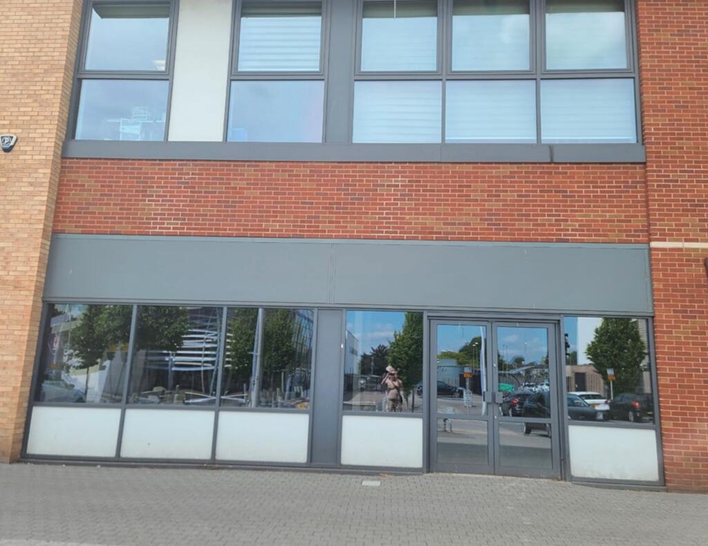 Photo 1